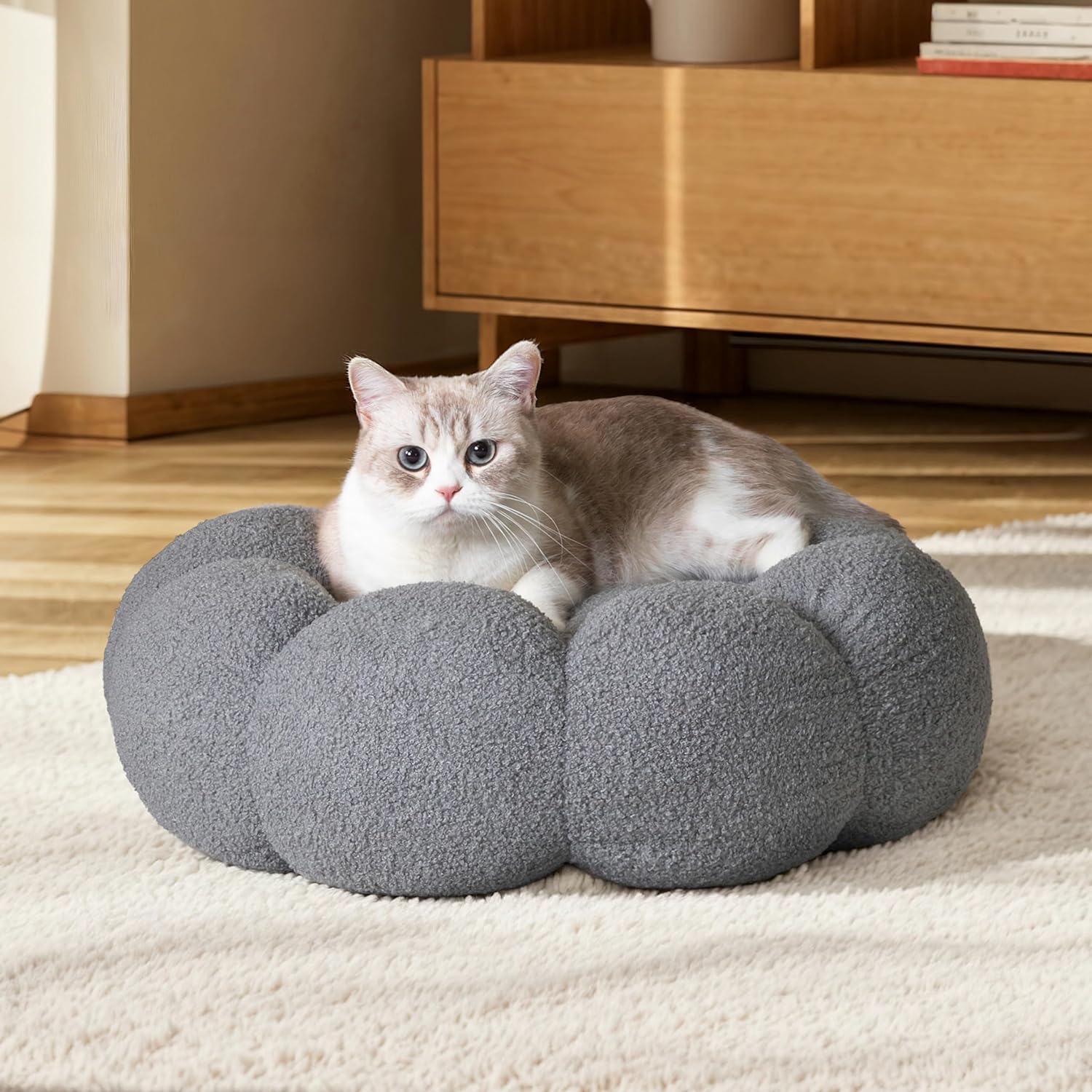 Calming Fluffy Flower Round Donut Pet Bed